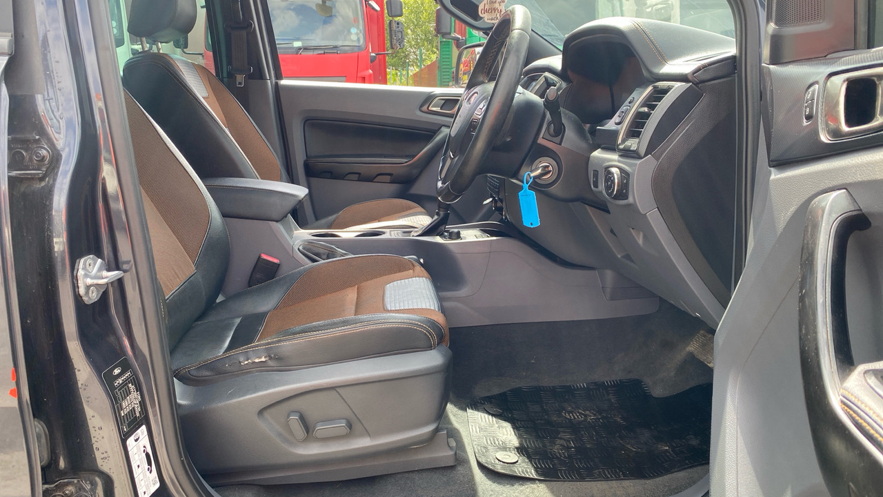 Ford Ranger WILDTRAK 200 3.2 TDCi - Pick up, Kamioncine dopio kabinë: foto 5 Ford Ranger WILDTRAK 200 3.2 TDCi - Pick up, Kamioncine dopio kabinë: foto 5
