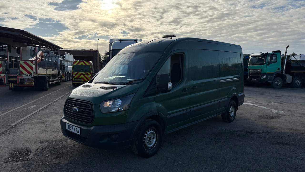 Ford Transit 350 2.0 TDCi 130ps - Furgon: foto 2 Ford Transit 350 2.0 TDCi 130ps - Furgon: foto 2