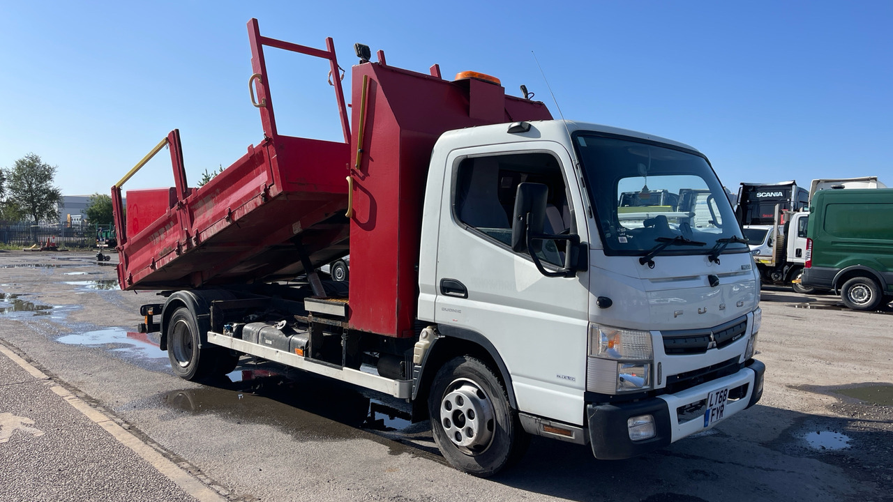 Fuso Canter 7C15 - Kamion vetëshkarkues: foto 1 Fuso Canter 7C15 - Kamion vetëshkarkues: foto 1