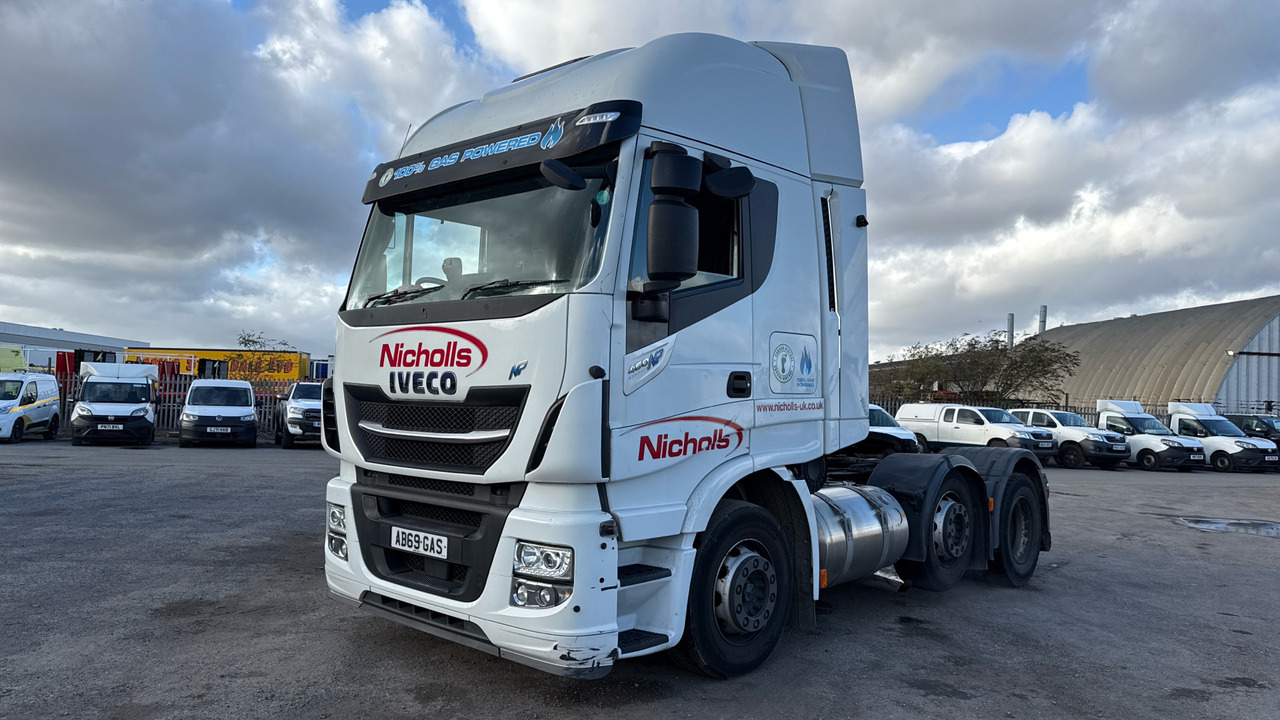 IVECO STRALIS 460 - Gjysmë-kamion: foto 2 IVECO STRALIS 460 - Gjysmë-kamion: foto 2