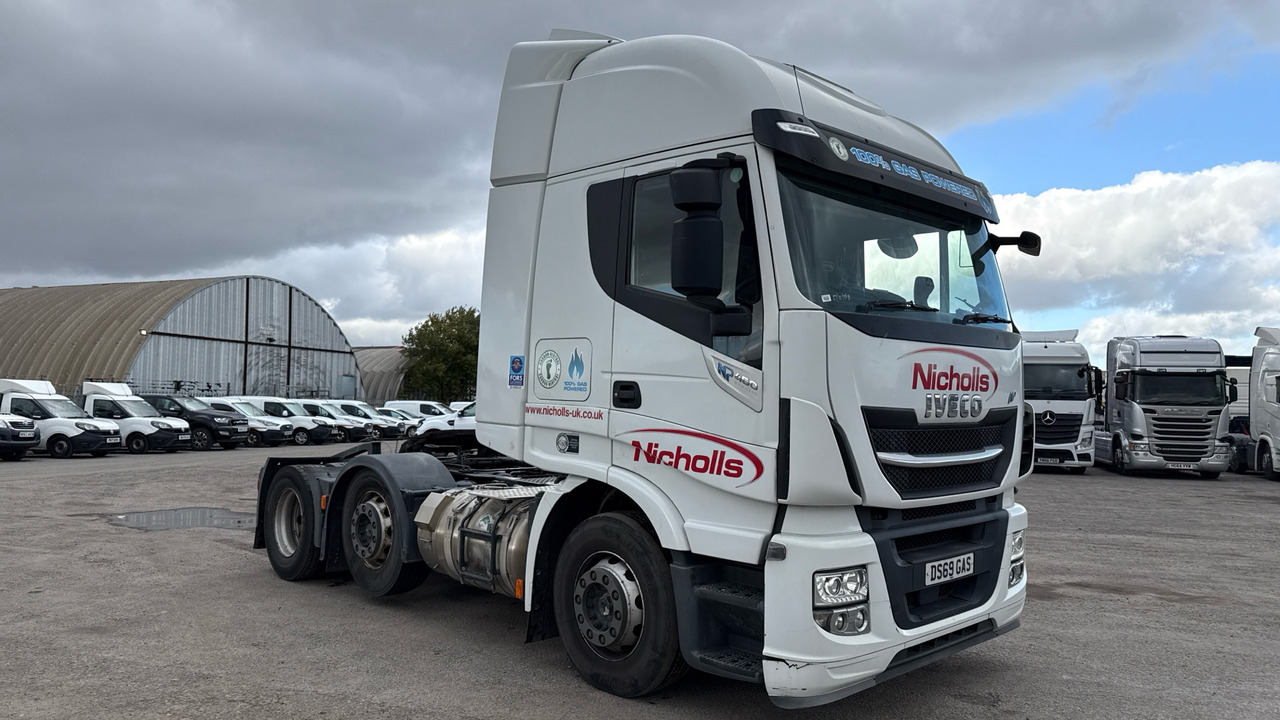 IVECO STRALIS NP 460 - Gjysmë-kamion: foto 1 IVECO STRALIS NP 460 - Gjysmë-kamion: foto 1