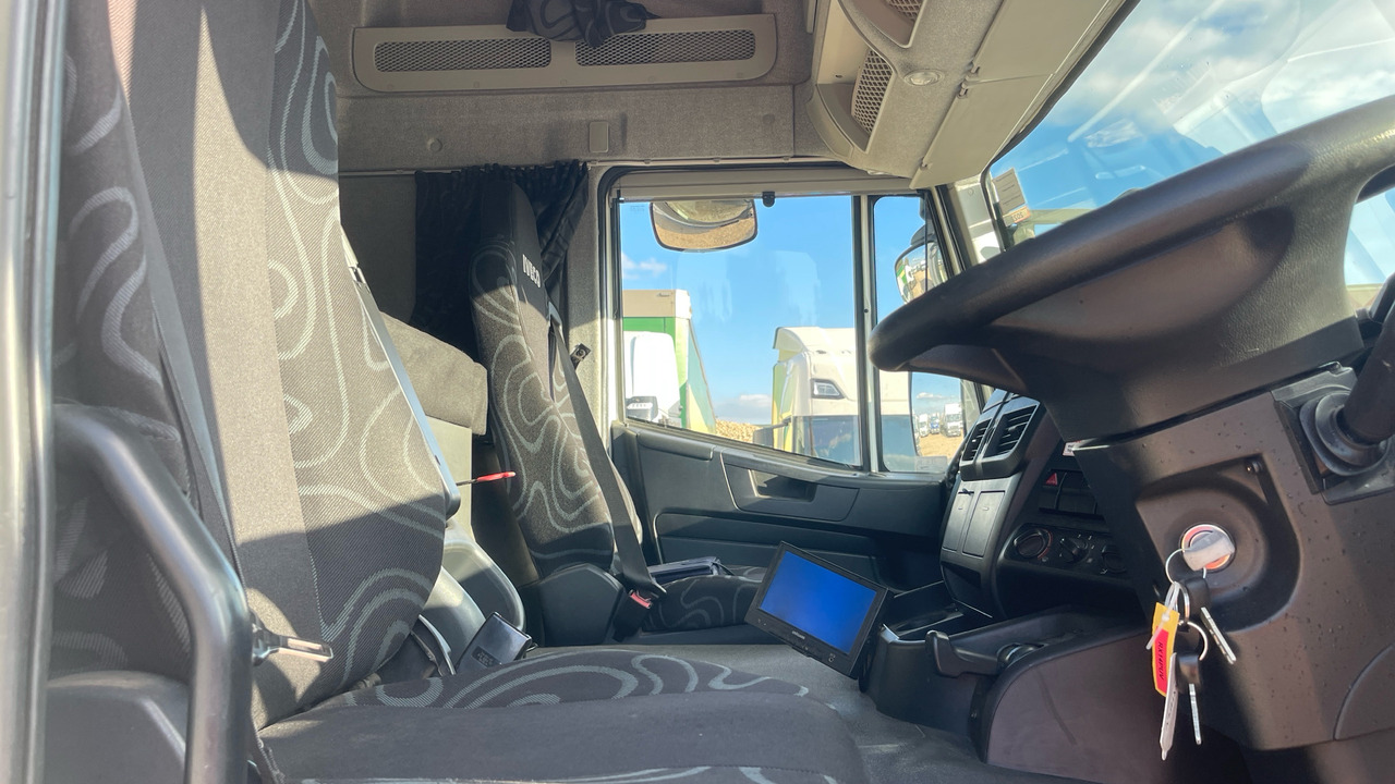 Iveco Stralis 460 - Gjysmë-kamion: foto 5 Iveco Stralis 460 - Gjysmë-kamion: foto 5
