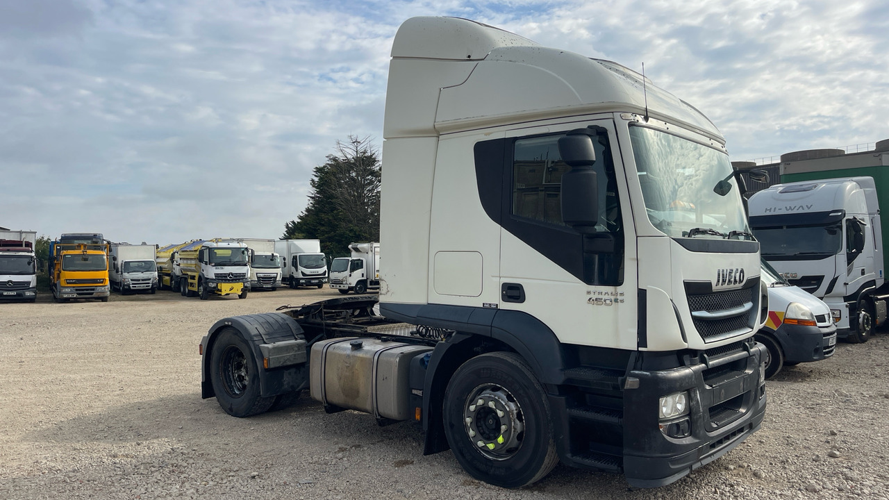 Iveco Stralis 460 - Gjysmë-kamion: foto 1 Iveco Stralis 460 - Gjysmë-kamion: foto 1