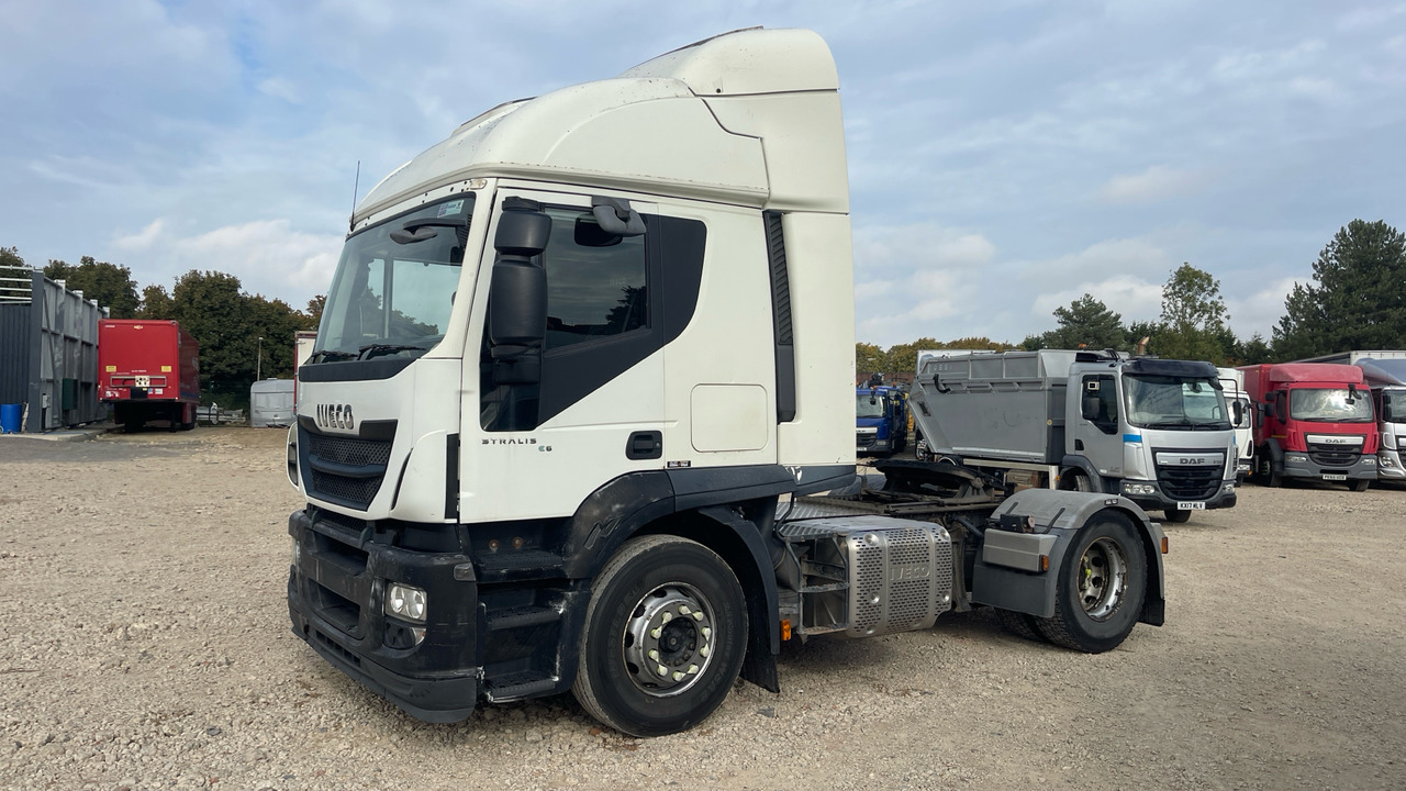 Iveco Stralis 460 - Gjysmë-kamion: foto 2 Iveco Stralis 460 - Gjysmë-kamion: foto 2