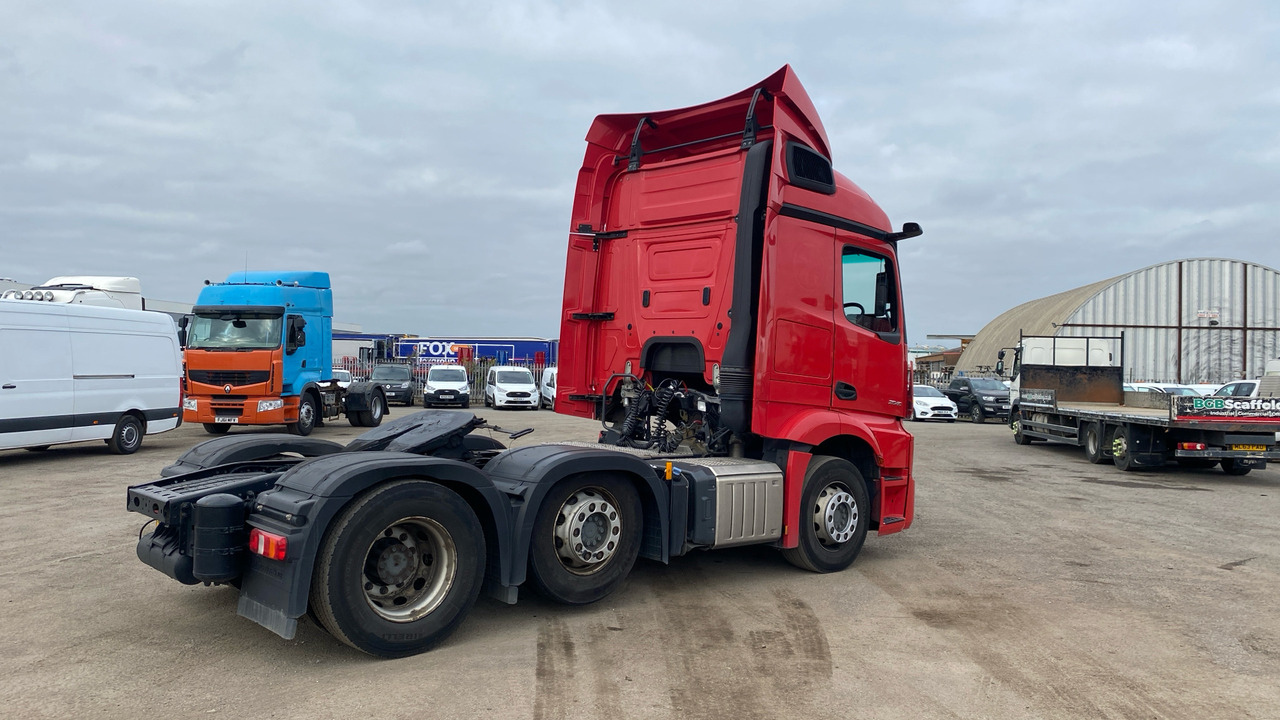 MERCEDES-BENZ ACTROS 2545 - Gjysmë-kamion: foto 4 MERCEDES-BENZ ACTROS 2545 - Gjysmë-kamion: foto 4