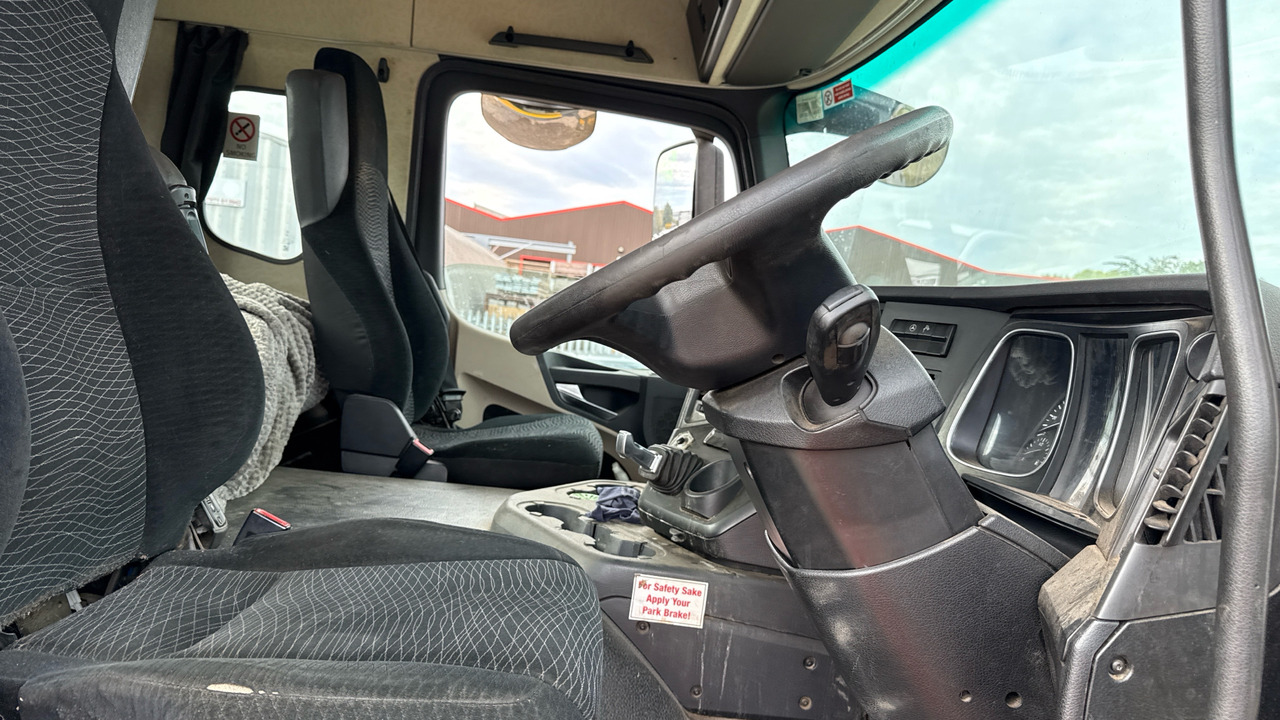 MERCEDES-BENZ ACTROS - Gjysmë-kamion: foto 5 MERCEDES-BENZ ACTROS - Gjysmë-kamion: foto 5