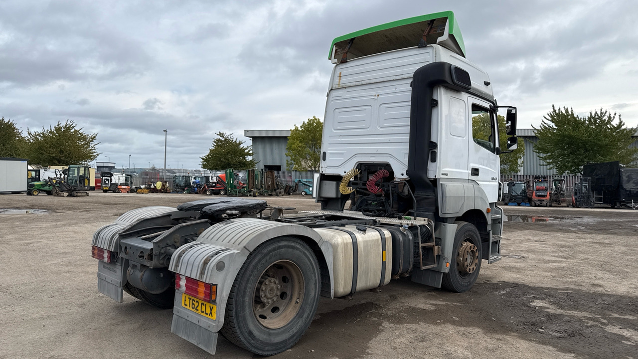 MERCEDES-BENZ AXOR 1843 - Gjysmë-kamion: foto 4 MERCEDES-BENZ AXOR 1843 - Gjysmë-kamion: foto 4