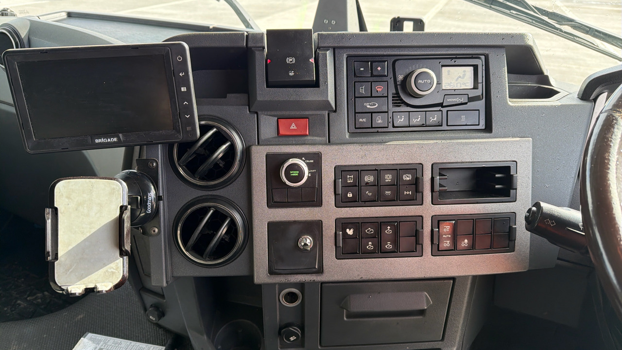 Gjysmë-kamion RENAULT T RANGE: foto 7