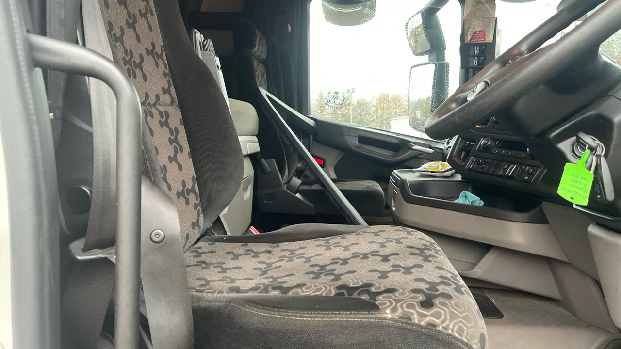 SCANIA R 450 - Gjysmë-kamion: foto 5 SCANIA R 450 - Gjysmë-kamion: foto 5