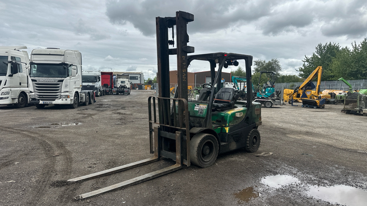 HYSTER H3.0FT - Pirun më naftë: foto 2 HYSTER H3.0FT - Pirun më naftë: foto 2