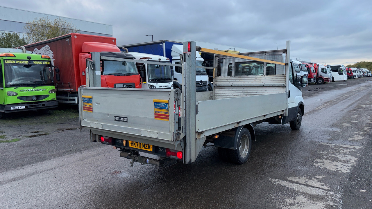 IVECO DAILY 35-140 - Kamioncine me karroceri: foto 4 IVECO DAILY 35-140 - Kamioncine me karroceri: foto 4