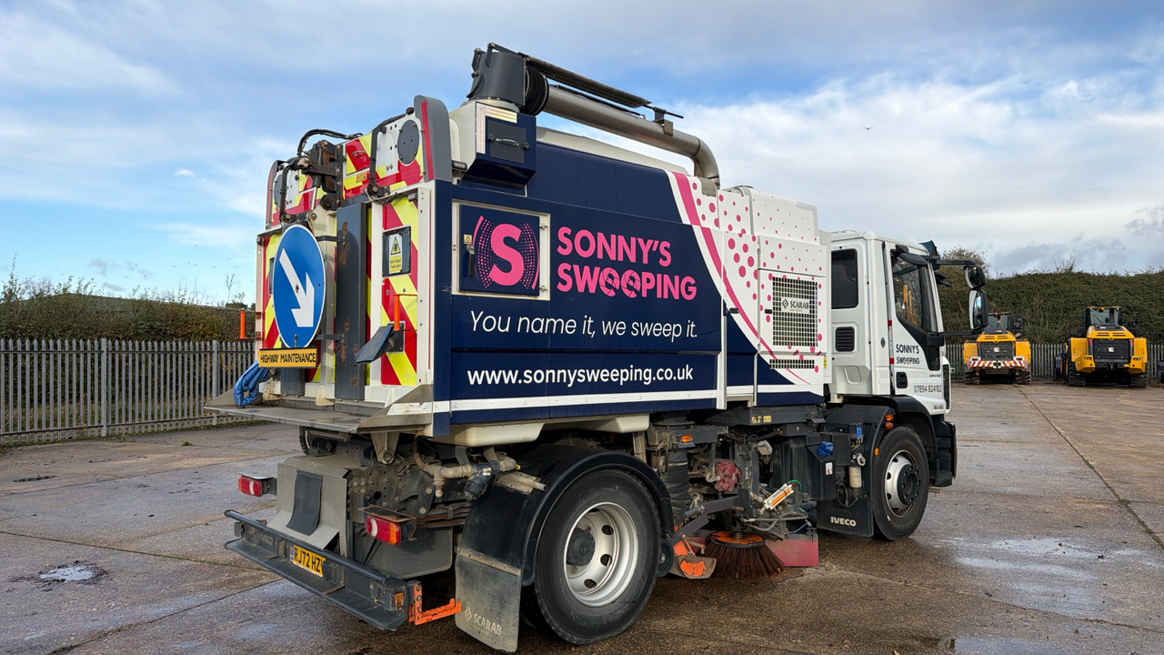 IVECO EUROCARGO 150-250 - Makinë fshirëse për rrugët: foto 4 IVECO EUROCARGO 150-250 - Makinë fshirëse për rrugët: foto 4