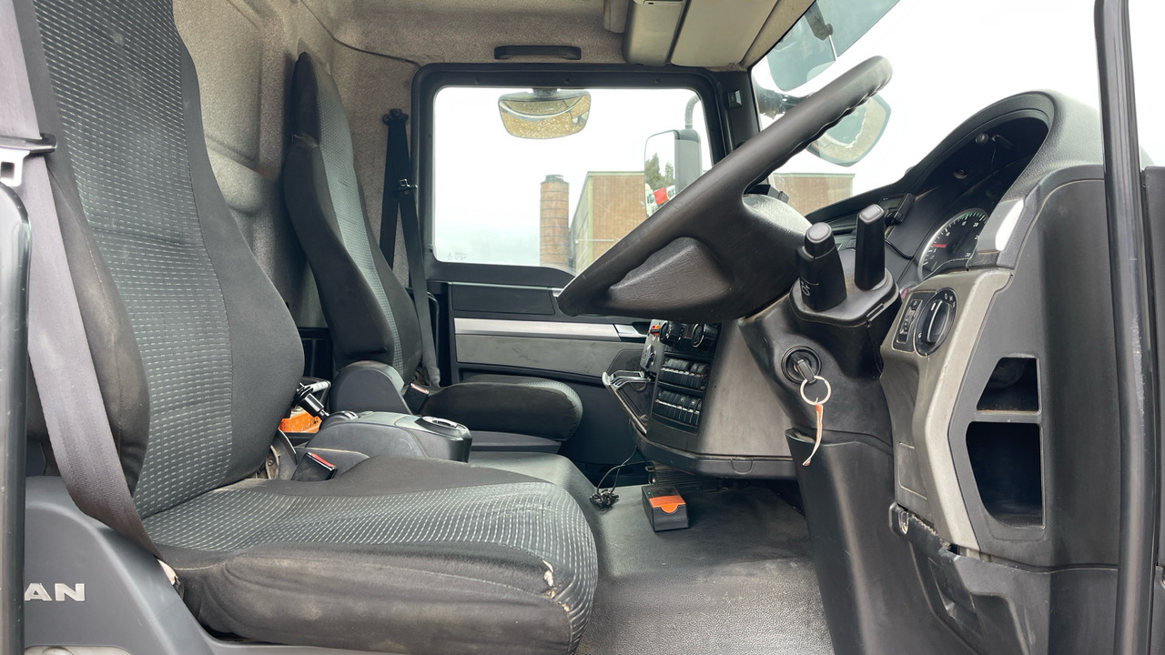 MAN TGM 26.340 - Kamion me karroceri të hapur, Kamion me vinç: foto 5 MAN TGM 26.340 - Kamion me karroceri të hapur, Kamion me vinç: foto 5