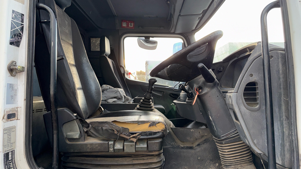 MERCEDES-BENZ AXOR 1824 - Makineri asfalti: foto 5 MERCEDES-BENZ AXOR 1824 - Makineri asfalti: foto 5