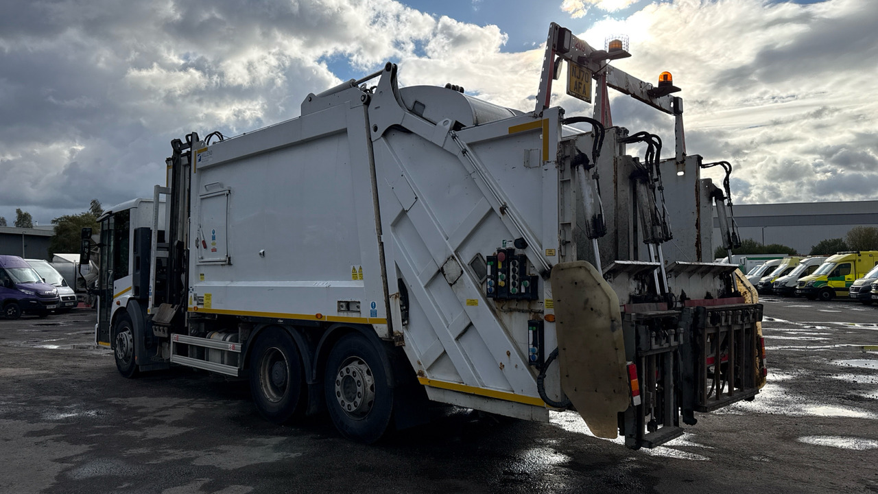 MERCEDES-BENZ ECONIC 2630 - Kamion mbeturinash: foto 3 MERCEDES-BENZ ECONIC 2630 - Kamion mbeturinash: foto 3