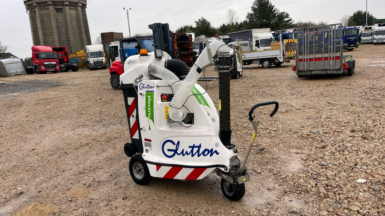 Glutton 2411 - Makineritë e tjera: foto 1 Glutton 2411 - Makineritë e tjera: foto 1