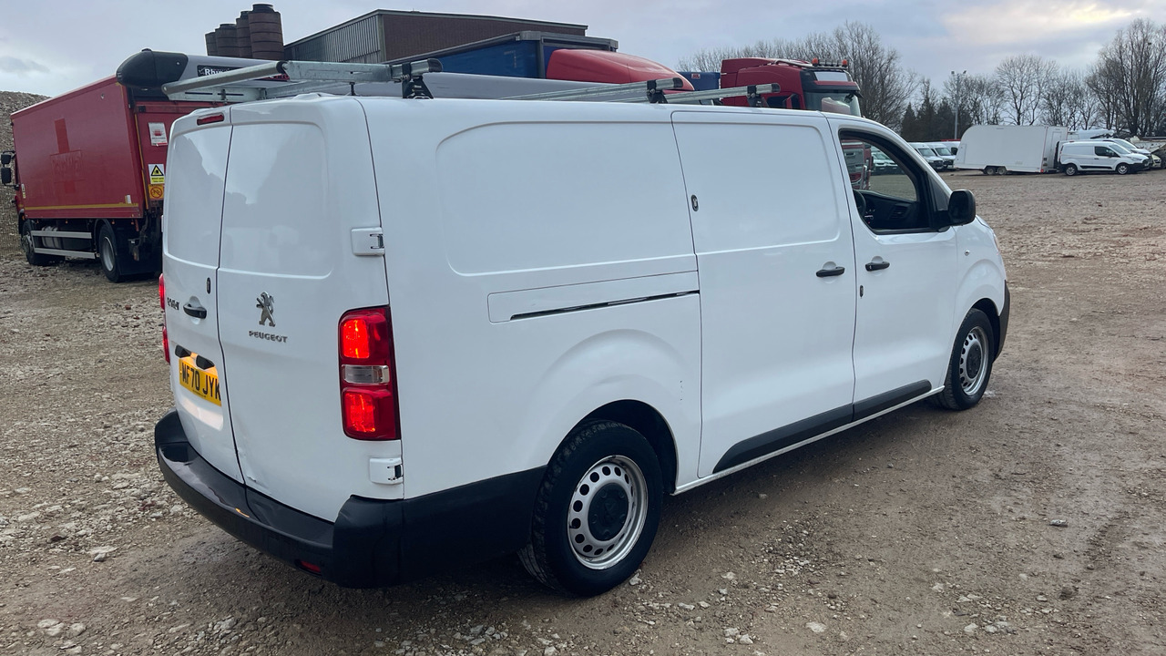 PEUGEOT EXPERT PROFESSBLIONAL 1.5 BLUEHDI - Furgon: foto 4 PEUGEOT EXPERT PROFESSBLIONAL 1.5 BLUEHDI - Furgon: foto 4