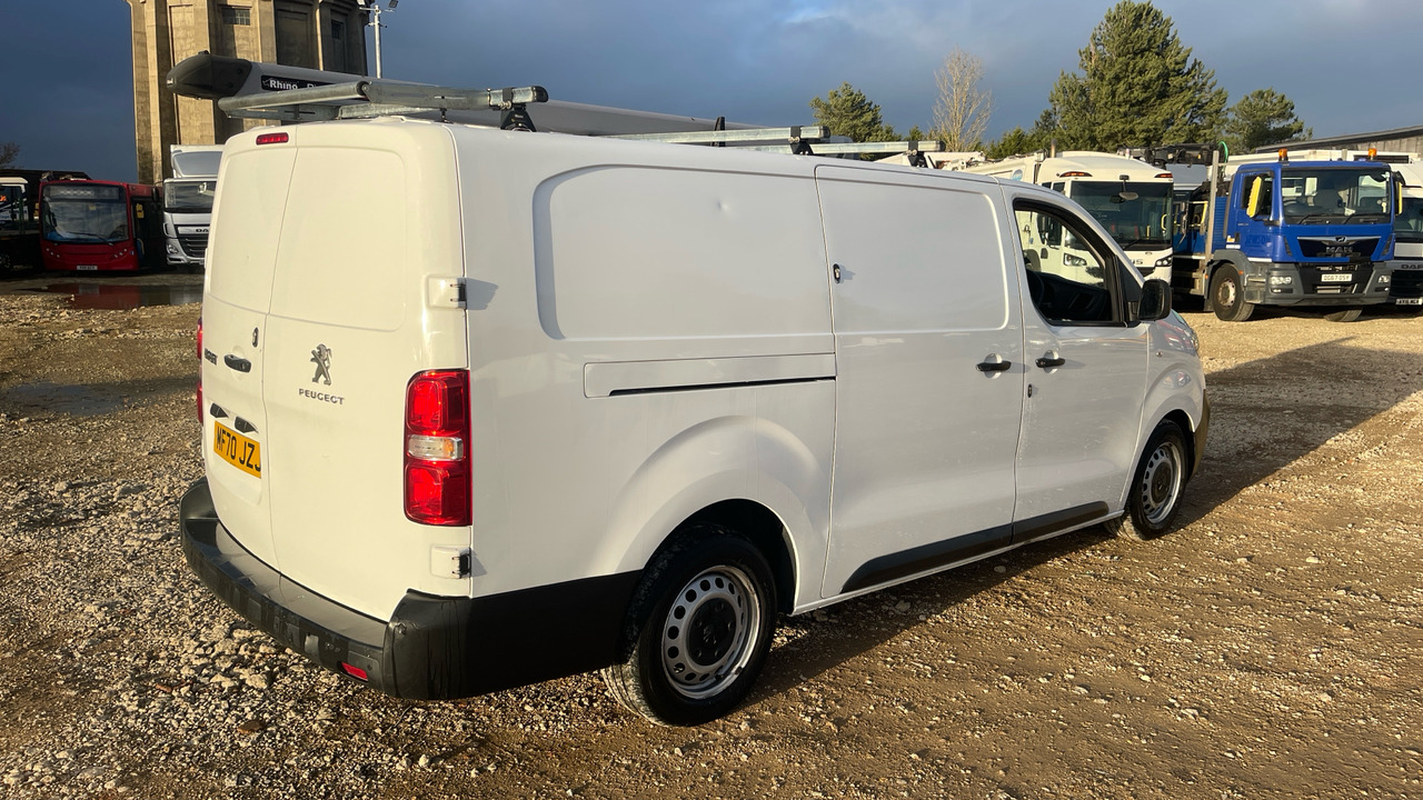 PEUGEOT EXPERT PROFESSIONAL 1.5 BLUEHDI - Furgon: foto 4 PEUGEOT EXPERT PROFESSIONAL 1.5 BLUEHDI - Furgon: foto 4