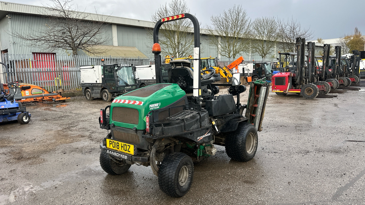 RANSOMES PARKWAY 3 METEOR - Korrëse bari i kopshtit: foto 4 RANSOMES PARKWAY 3 METEOR - Korrëse bari i kopshtit: foto 4