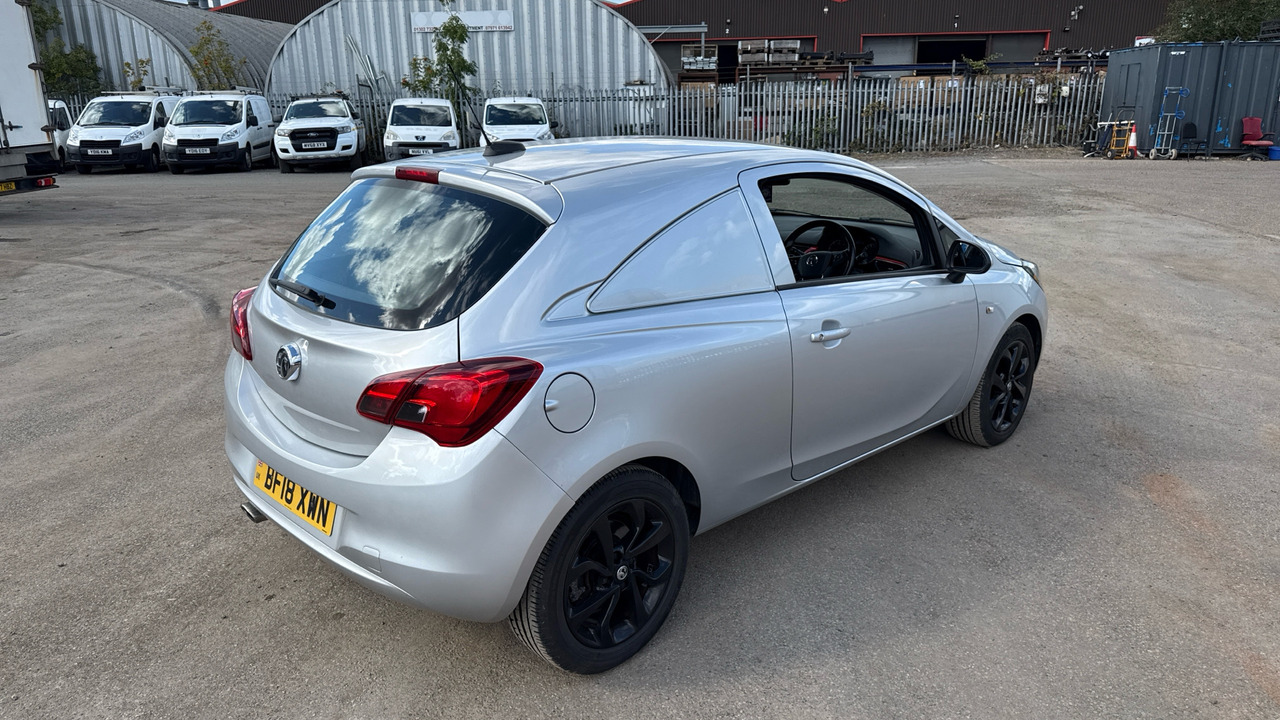 VAUXHALL CORSA 1.3 CDTi 16V 95ps Sportive - Veturë: foto 4 VAUXHALL CORSA 1.3 CDTi 16V 95ps Sportive - Veturë: foto 4