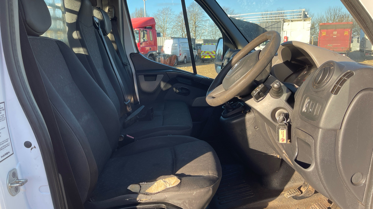 VAUXHALL MOVANO 2.3 CDTI 130ps - Kamioncine vetëshkarkuese: foto 5 VAUXHALL MOVANO 2.3 CDTI 130ps - Kamioncine vetëshkarkuese: foto 5