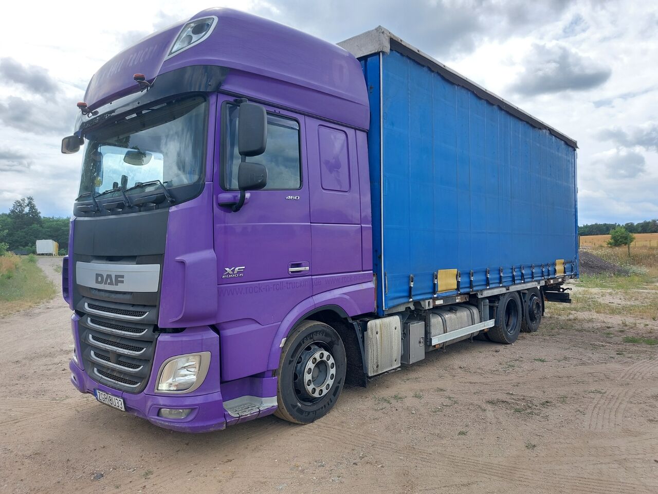 DAF XF 106 BDF JUMBO - Kamion me tendë: foto 1 DAF XF 106 BDF JUMBO - Kamion me tendë: foto 1