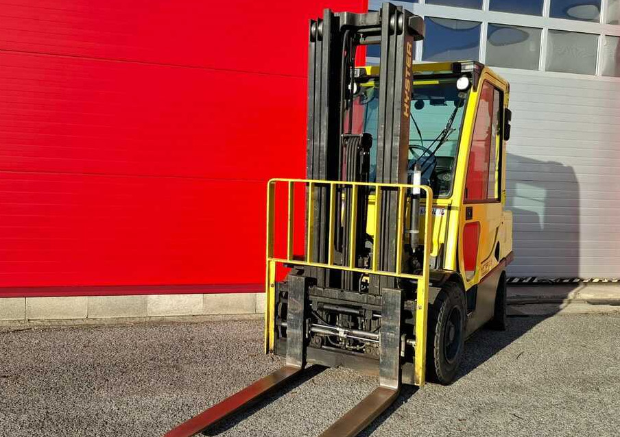 Hyster H3.5FT - Pirun më naftë: foto 3 Hyster H3.5FT - Pirun më naftë: foto 3