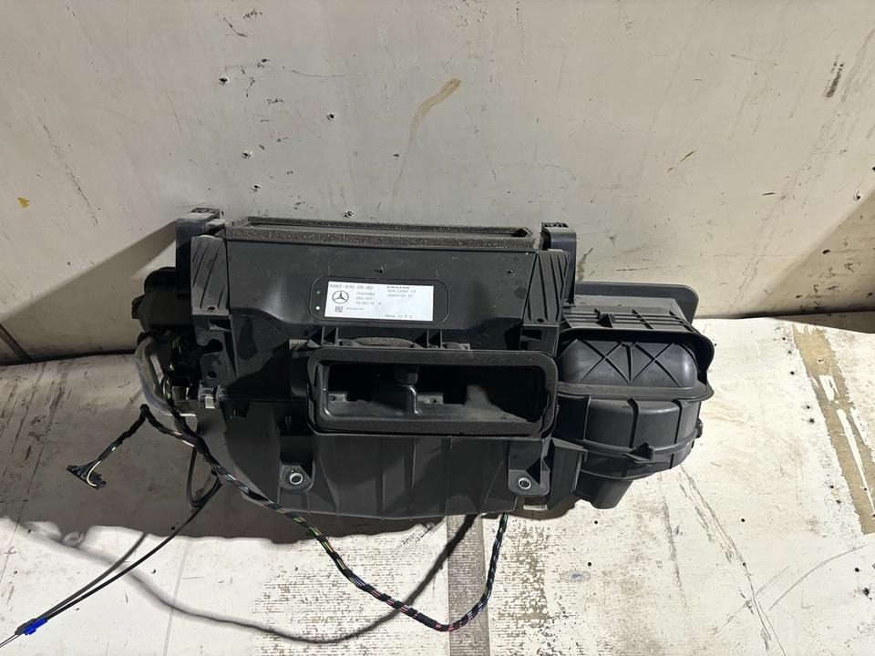 Atego 4 EU6 Heizungskasten / Klimakasten A9678300560 - Ngrohja/ Ventilimi për Kamioni: foto 2 Atego 4 EU6 Heizungskasten / Klimakasten A9678300560 - Ngrohja/ Ventilimi për Kamioni: foto 2
