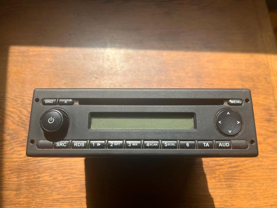 MAN Bosch Multimedia Radio 24V 81.28101-6184 - Sistemi i lundrimit për Kamioni: foto 1 MAN Bosch Multimedia Radio 24V 81.28101-6184 - Sistemi i lundrimit për Kamioni: foto 1