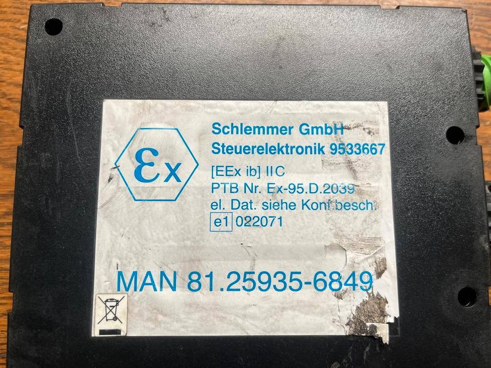 MAN Steuerelektronik 9533667 ADR Steuergerät 81.25935-6849 - ECU për Kamioni: foto 2 MAN Steuerelektronik 9533667 ADR Steuergerät 81.25935-6849 - ECU për Kamioni: foto 2