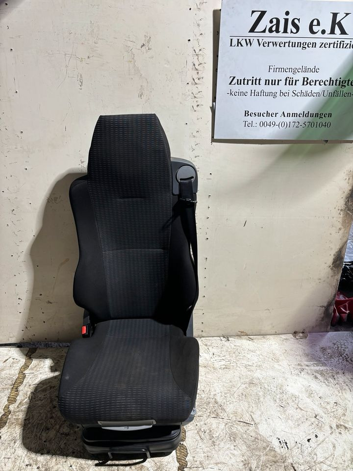MAN TGL Euro 5/6 Fahrersitz mit Luft und elektrisch - Ndenjësja për Kamioni: foto 1 MAN TGL Euro 5/6 Fahrersitz mit Luft und elektrisch - Ndenjësja për Kamioni: foto 1