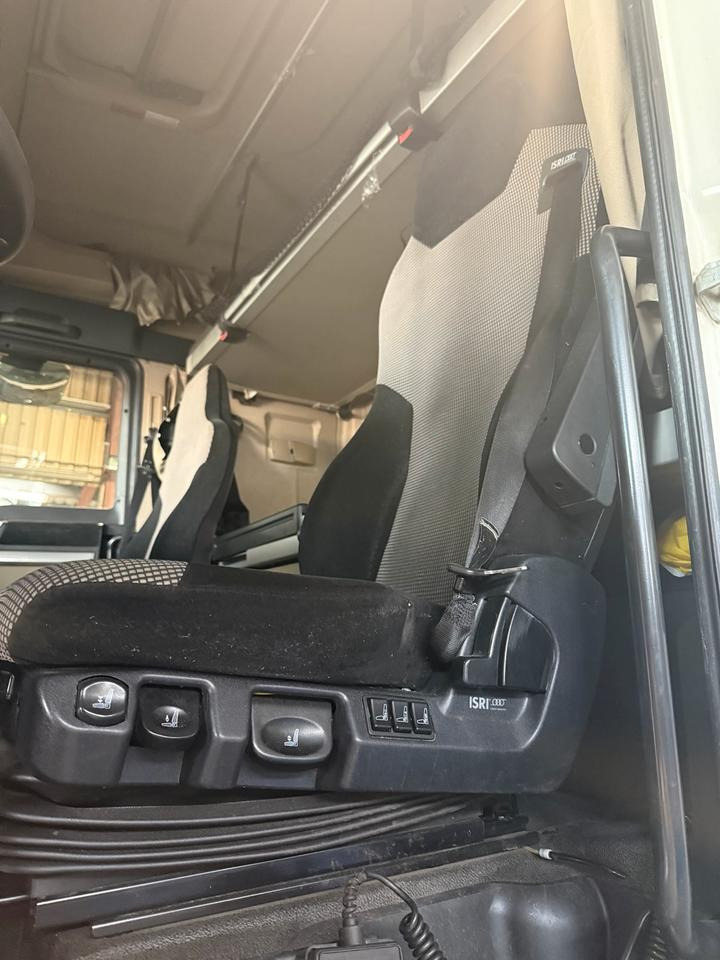MAN TGX EU6 Fahrersitz - Ndenjësja për Kamioni: foto 1 MAN TGX EU6 Fahrersitz - Ndenjësja për Kamioni: foto 1