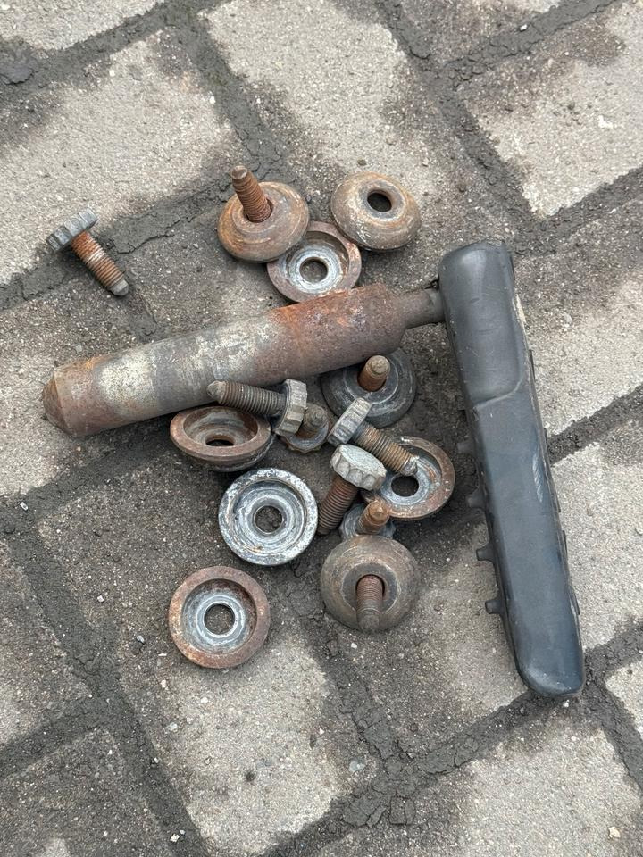 Parakolp për Kamioni MAN TGX Eisen Stoßstange komplett: foto 8 Parakolp për Kamioni MAN TGX Eisen Stoßstange komplett: foto 8