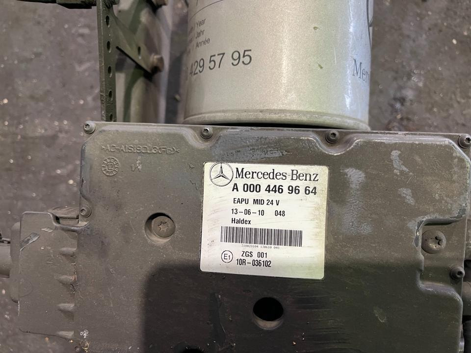 Mercedes Actros Lufttrockner Druckluftanlage A 0004469664 HALDEX - Sistemi i marrjes së ajrit për Kamioni: foto 3 Mercedes Actros Lufttrockner Druckluftanlage A 0004469664 HALDEX - Sistemi i marrjes së ajrit për Kamioni: foto 3