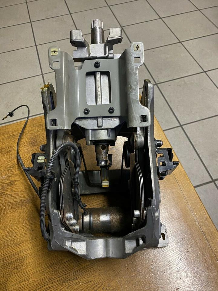 Mercedes Actros MP4 Lenksäule Lenkung - Kolona e drejtimit për Kamioni: foto 1 Mercedes Actros MP4 Lenksäule Lenkung - Kolona e drejtimit për Kamioni: foto 1