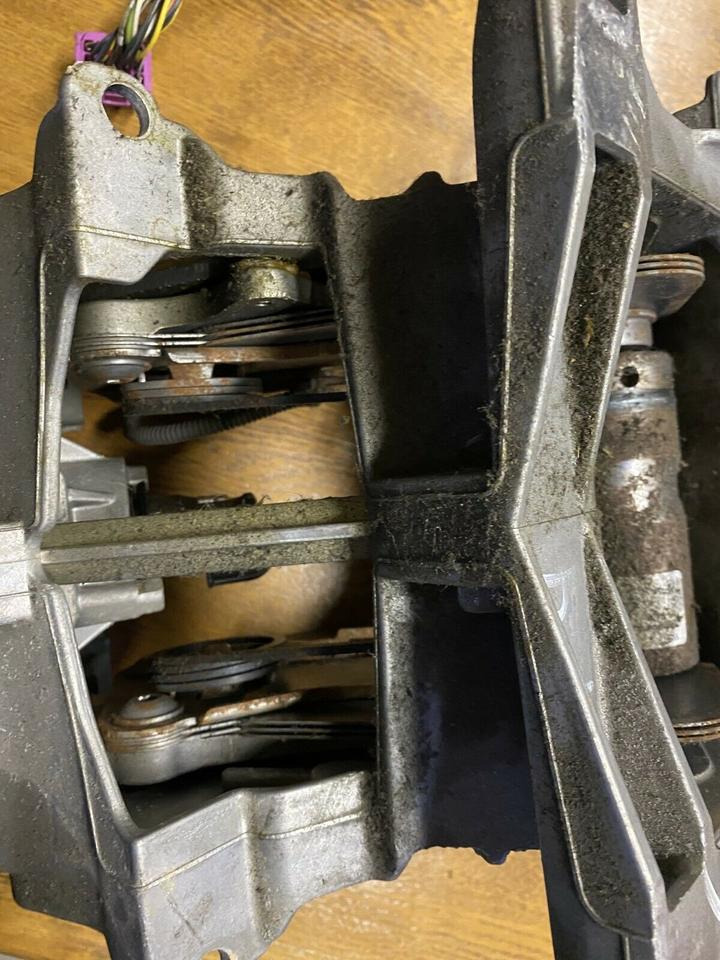 Mercedes Actros MP4 Lenksäule Lenkung - Kolona e drejtimit për Kamioni: foto 5 Mercedes Actros MP4 Lenksäule Lenkung - Kolona e drejtimit për Kamioni: foto 5