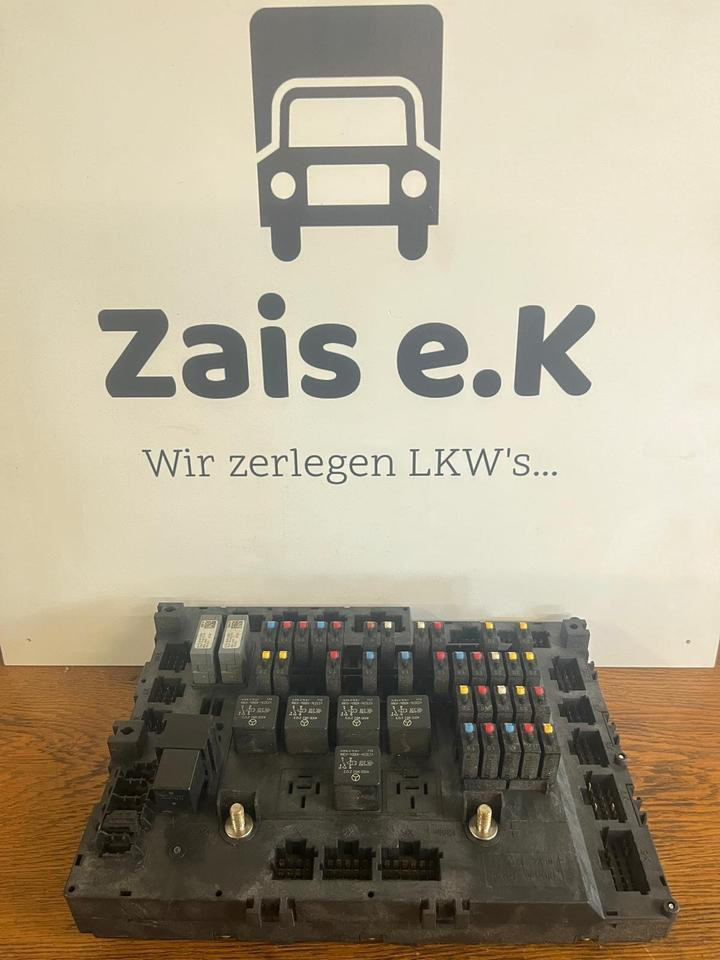 Mercedes Actros MP4 Single-SAM Sicherungskasten A0014463658 - Siguresa për Kamioni: foto 1 Mercedes Actros MP4 Single-SAM Sicherungskasten A0014463658 - Siguresa për Kamioni: foto 1