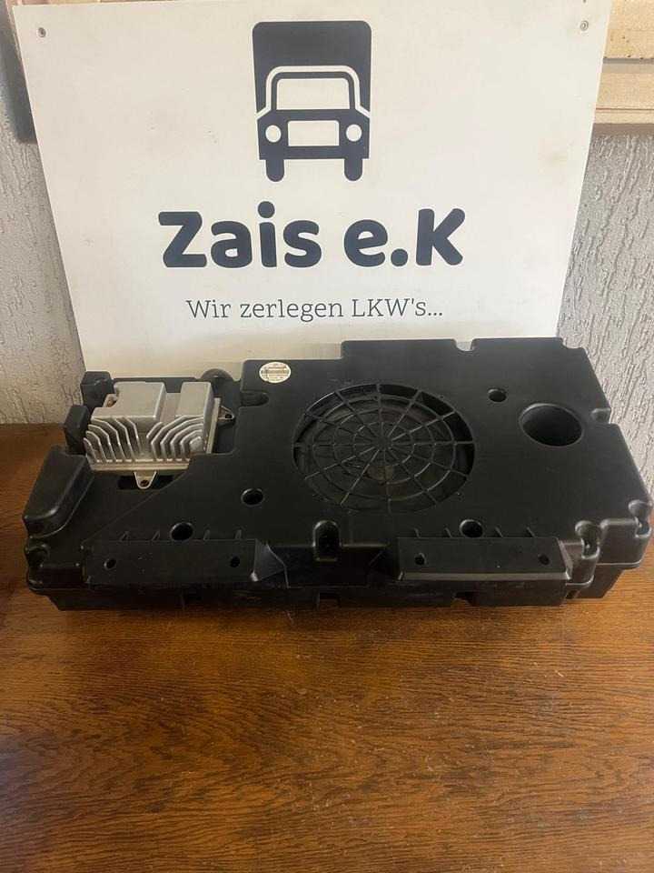 Mercedes Actros MP4 Subwoofer Soundsystem Bass A0018206202 - Paneli i aparateve për Kamioni: foto 1 Mercedes Actros MP4 Subwoofer Soundsystem Bass A0018206202 - Paneli i aparateve për Kamioni: foto 1