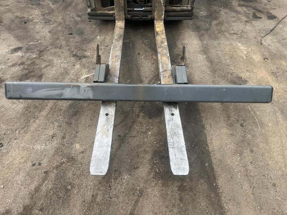 Mercedes Actros MP4 Unterfahrschutz - Trupi dhe të jashtme për Kamioni: foto 1 Mercedes Actros MP4 Unterfahrschutz - Trupi dhe të jashtme për Kamioni: foto 1