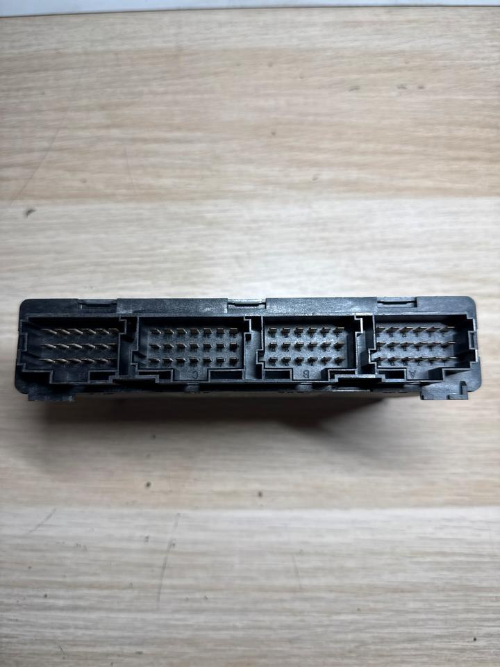 Mercedes-Benz CPC/FR Steuergerät A0034463502 - ECU për Kamioni: foto 3 Mercedes-Benz CPC/FR Steuergerät A0034463502 - ECU për Kamioni: foto 3