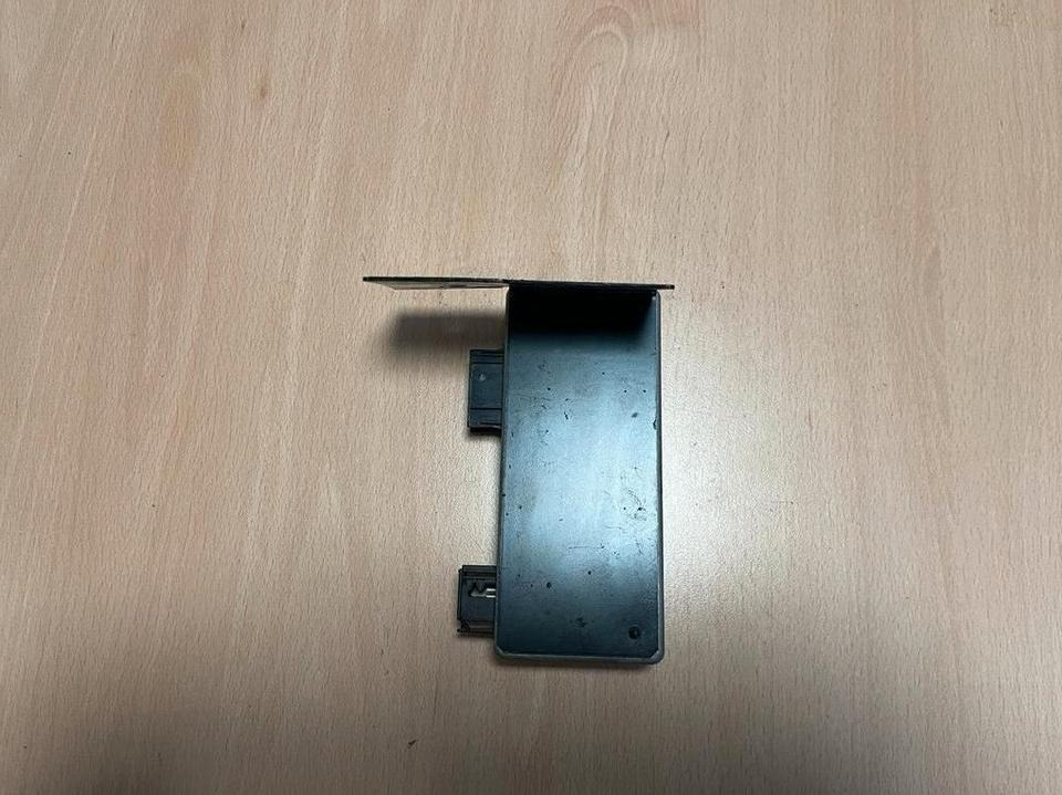 Mercedes Tel-Box Steuergerät Telefon A 002 820 26 26 - ECU për Kamioni: foto 4 Mercedes Tel-Box Steuergerät Telefon A 002 820 26 26 - ECU për Kamioni: foto 4