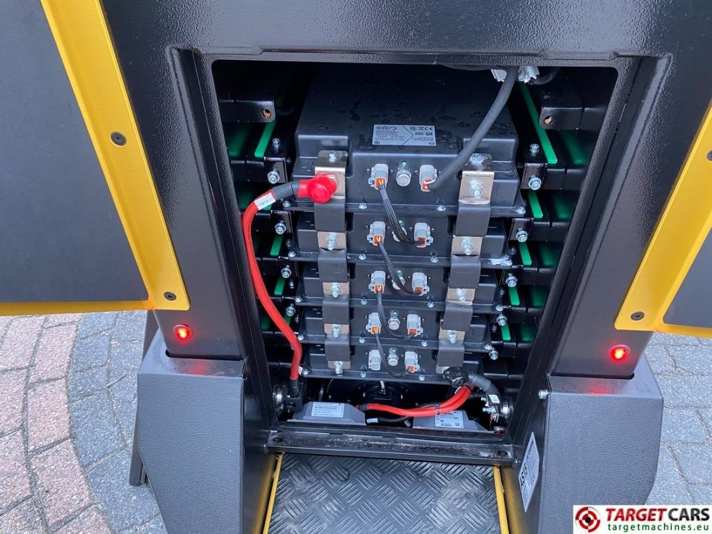 Mini fadrom Conmeq AS15 Mini Skid Steer Loader 4x4 Electric: foto 17