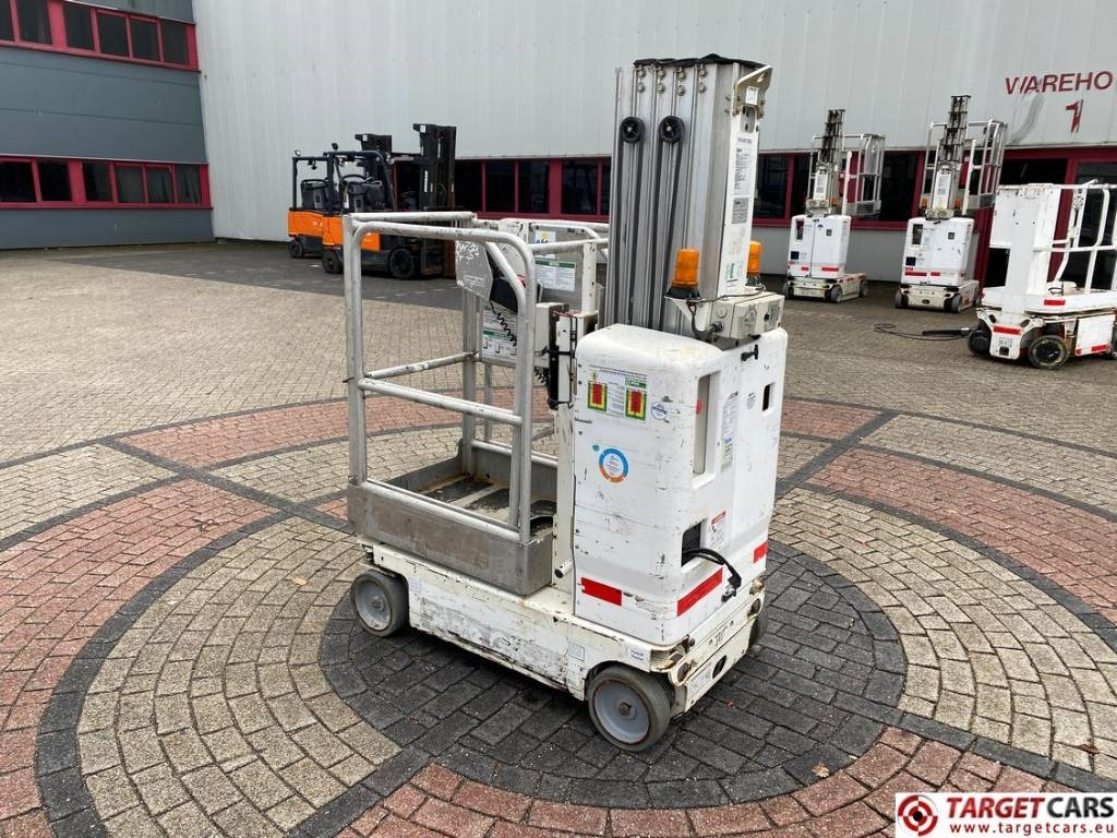 Genie GR-20 RunAbout Electric Vertical Mast Lift 802cm - Ngritës me direk vertikal: foto 4 Genie GR-20 RunAbout Electric Vertical Mast Lift 802cm - Ngritës me direk vertikal: foto 4