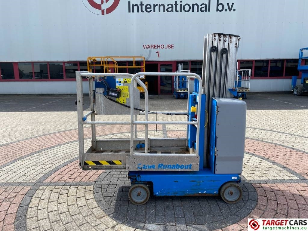 Genie GR-20 RunAbout Electric Vertical Mast Lift 802cm  - Ngritës me direk vertikal: foto 5 Genie GR-20 RunAbout Electric Vertical Mast Lift 802cm  - Ngritës me direk vertikal: foto 5