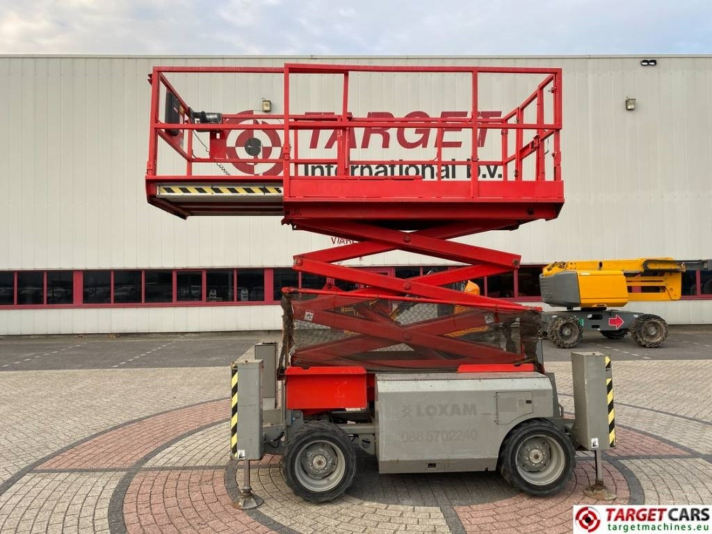 Genie GS-2668RT Diesel 4x4 Scissor Work Lift 992cm - Ngritës gërshërë: foto 5 Genie GS-2668RT Diesel 4x4 Scissor Work Lift 992cm - Ngritës gërshërë: foto 5