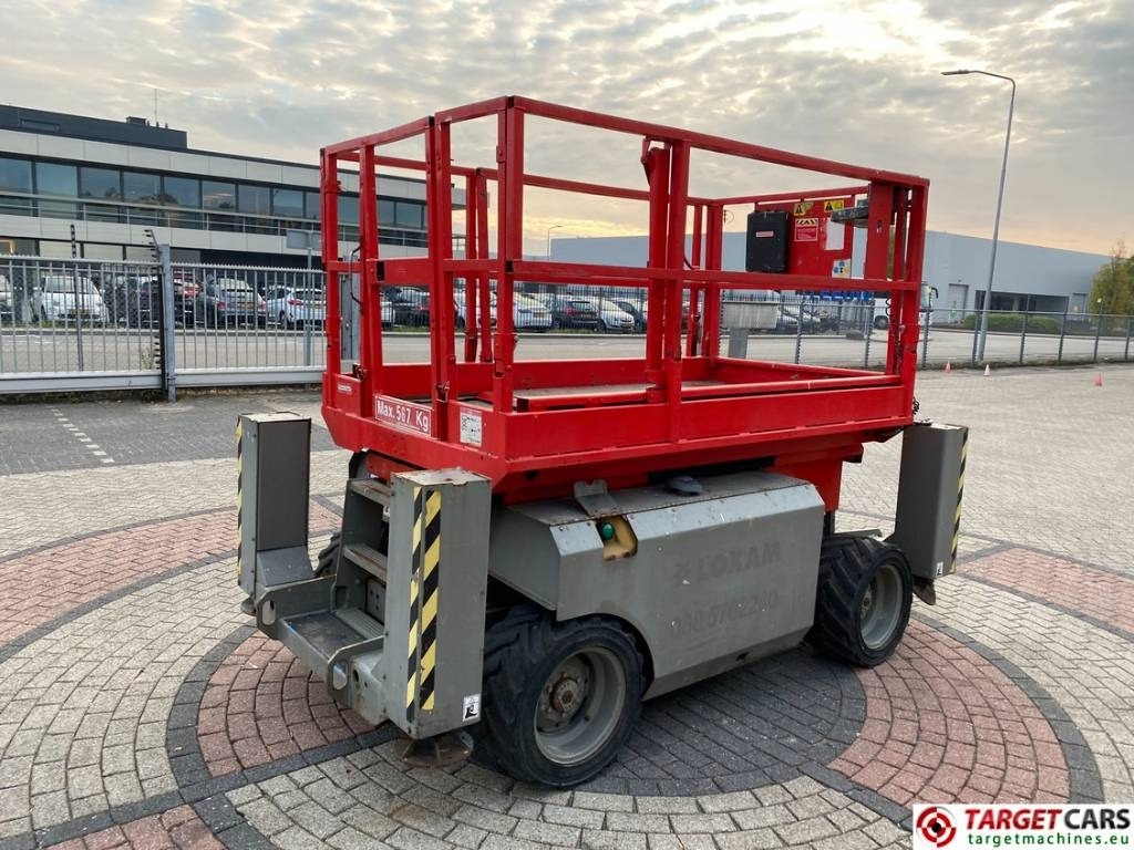 Genie GS-2668RT Diesel 4x4 Scissor Work Lift 992cm - Ngritës gërshërë: foto 3 Genie GS-2668RT Diesel 4x4 Scissor Work Lift 992cm - Ngritës gërshërë: foto 3