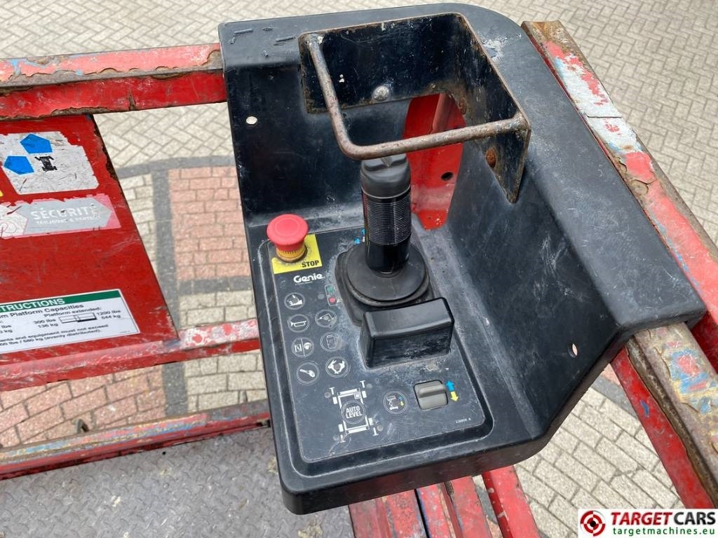 Lizingu i Genie GS-2669RT Diesel 4x4 Scissor 2669 Work Lift 1000cm  Genie GS-2669RT Diesel 4x4 Scissor 2669 Work Lift 1000cm: foto 8