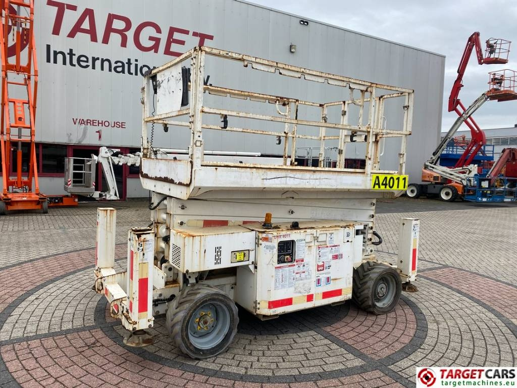 Genie GS-4069RT Diesel 4x4 Scissor Work Lift 1412cm NOCE - Ngritës gërshërë: foto 1 Genie GS-4069RT Diesel 4x4 Scissor Work Lift 1412cm NOCE - Ngritës gërshërë: foto 1