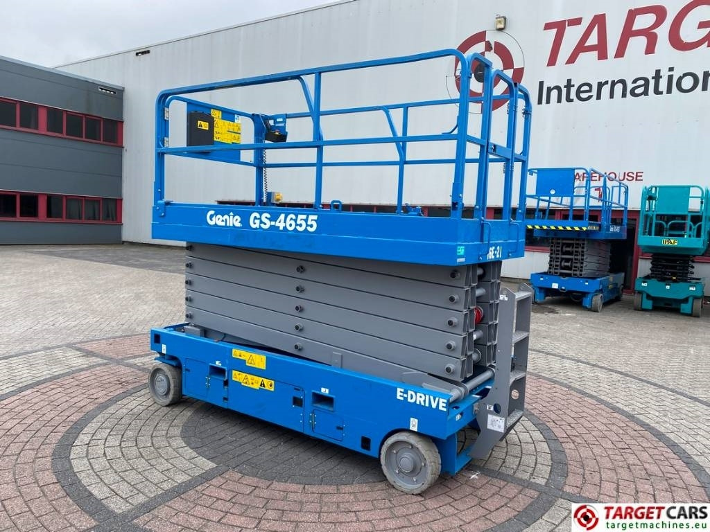 Genie GS-4655 Electric E-Drive Scissor Work Lift 1595cm - Ngritës gërshërë: foto 4 Genie GS-4655 Electric E-Drive Scissor Work Lift 1595cm - Ngritës gërshërë: foto 4