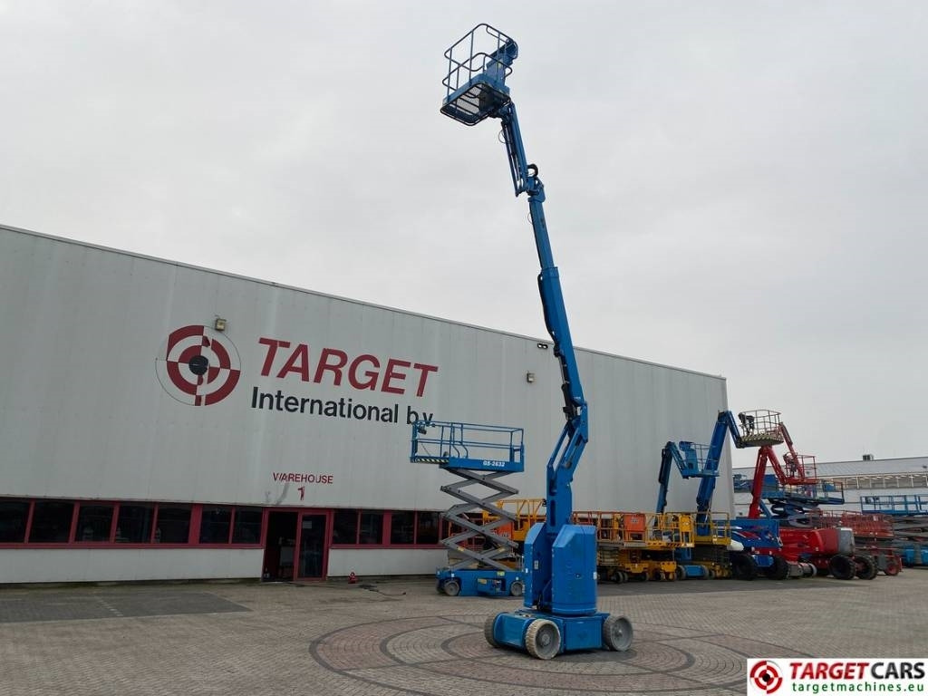 Genie Z-30/20N RJ Articulated Electric Boom Lift 1110cm - Krah me çernjerë: foto 5 Genie Z-30/20N RJ Articulated Electric Boom Lift 1110cm - Krah me çernjerë: foto 5